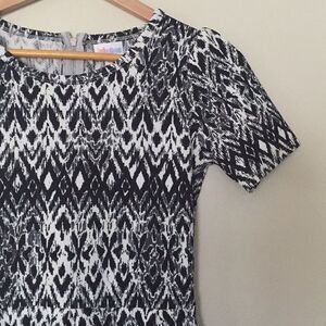 Lularoe XS Amelia dress black white grey print